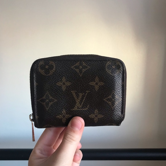 louis vuitton zipper wallet small